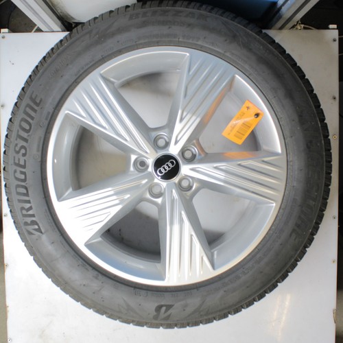 Original audi tron - q4, e-tron